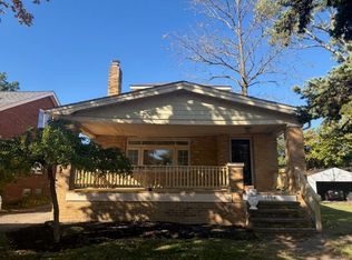 1504 Jaeger Dr, Lyndhurst, OH 44124
