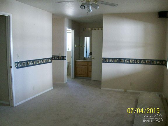 3rd image of 1700 Whitewood Dr