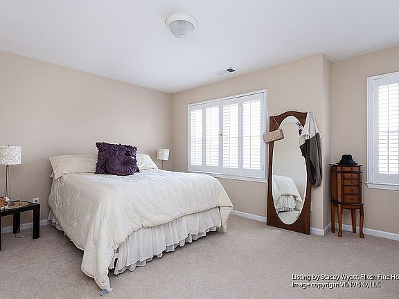 4th image of 3317 Fieldwood Dr SE