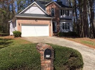 575 Woodrow Dr, Lawrenceville, GA