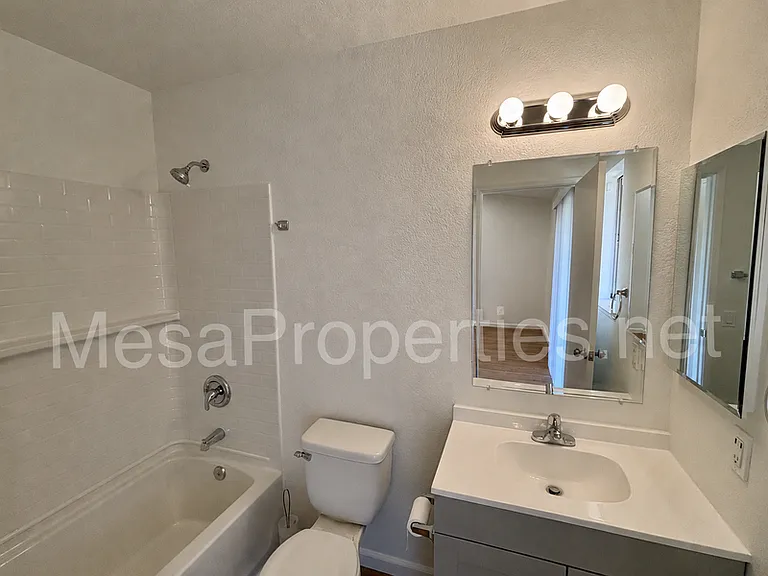 194 S Loretta St — Photo 11