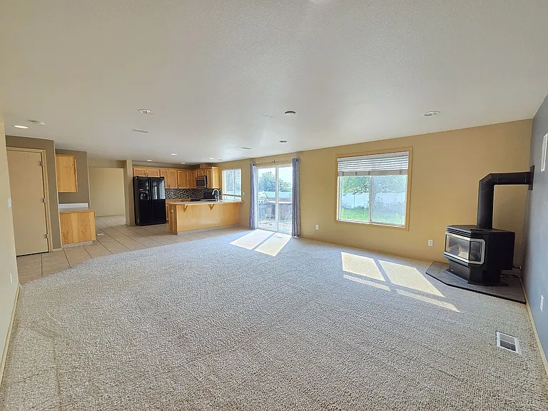 7008 S Lucas St — Photo 7