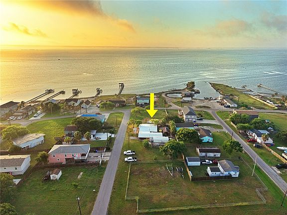 2nd image of 113 Riviera Dr