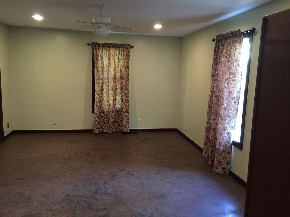 1st image of 486 Saint Charles St