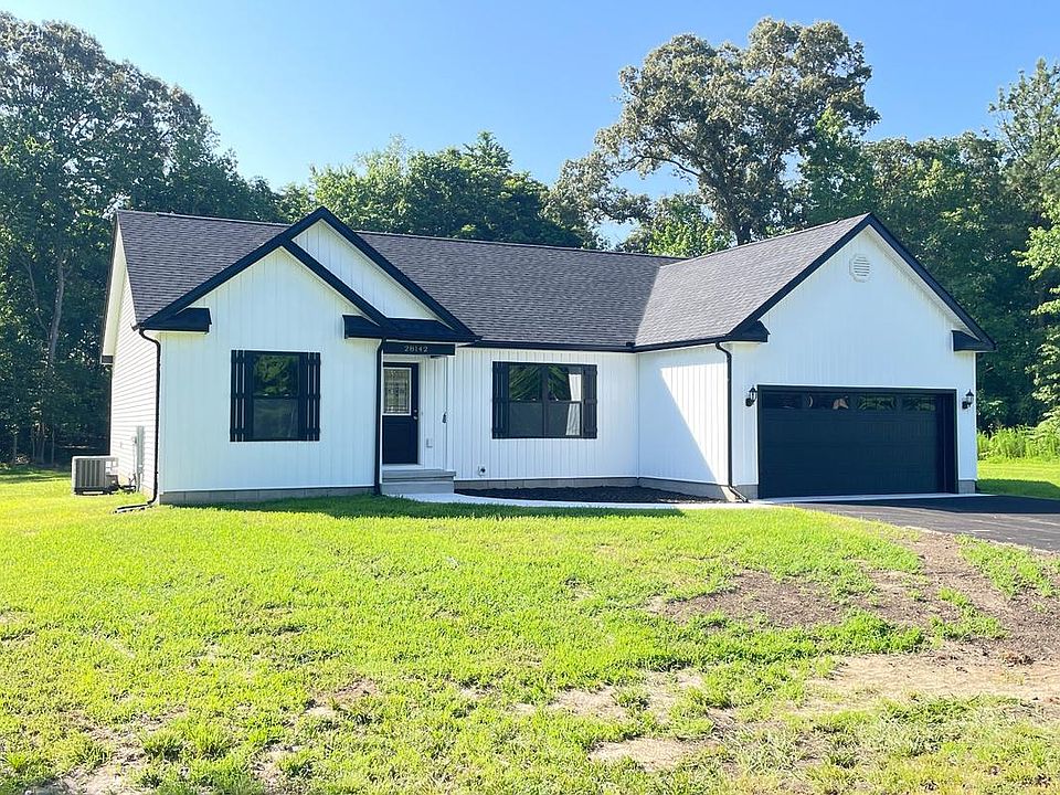 1st image of 28142 Blueberry Ave
