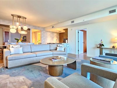 383 Kalaimoku St #3305, Honolulu, HI, 96815