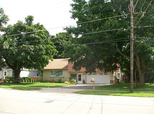 1545 W Highland Ave, Elgin, IL 60123