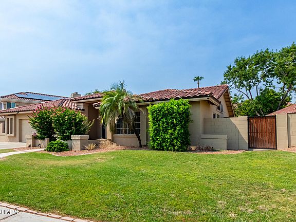 3rd image of 7121 W COLUMBINE Drive