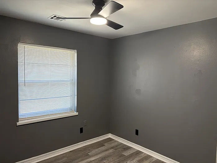 5924 N College St — Photo 17