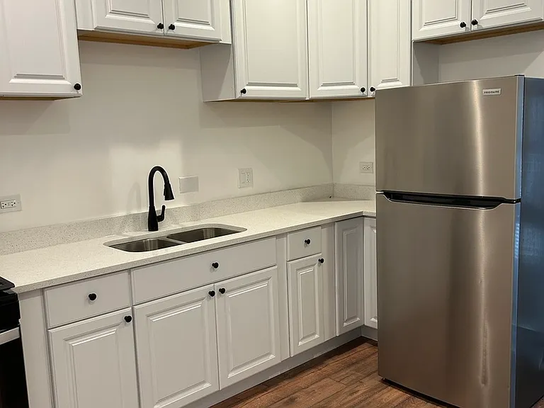 6016 S Saint Lawrence Ave #1 — Photo 16