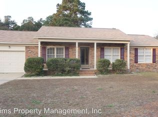 6734 Seaford Dr, Fayetteville, NC 28314