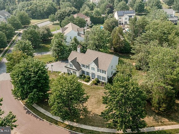 2nd image of 3032 Still Meadow Dr