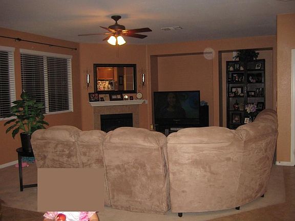 5th image of 13713 Truman St