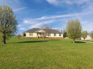 3683 Armstrong Rd, Springfield, TN 37172