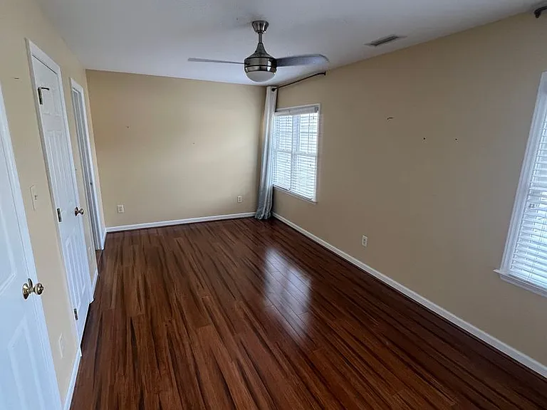 50307 Governors Dr — Photo 13