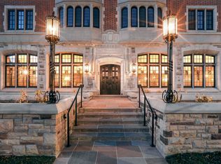 2 Clarendon Avenue, Toronto, ON M4V 1H9
