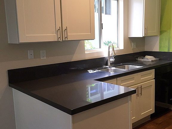 4th image of 18000 Coastline Dr APT 1