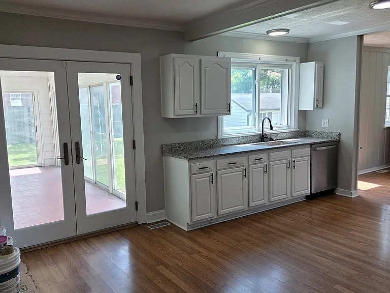 3010 Wirth Ave — Photo 11