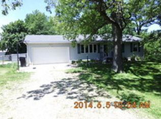 3591 E 18th Rd, Ottawa, IL 61350