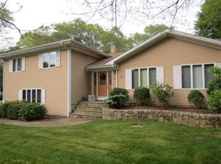 44 Kenny Dr, Tiverton, RI 02878