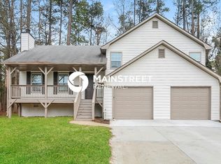 395 Fox Trail Dr, Atlanta, GA 30349