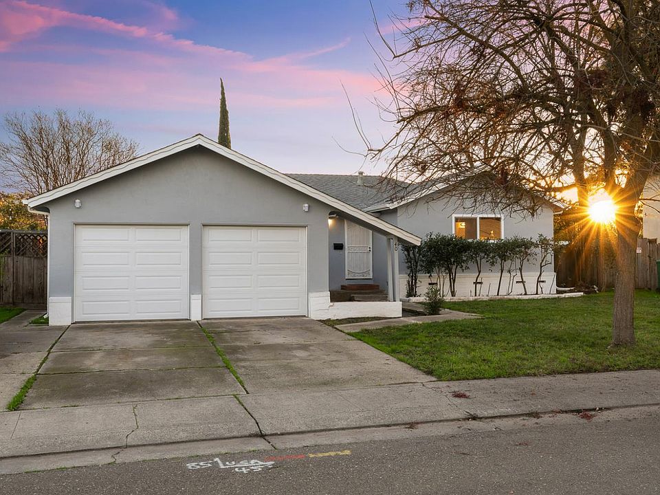 1st image of 40 Lynda Ave