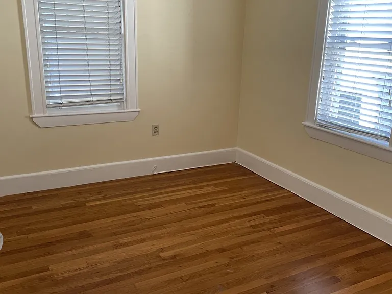 27 Elliot St — Photo 18