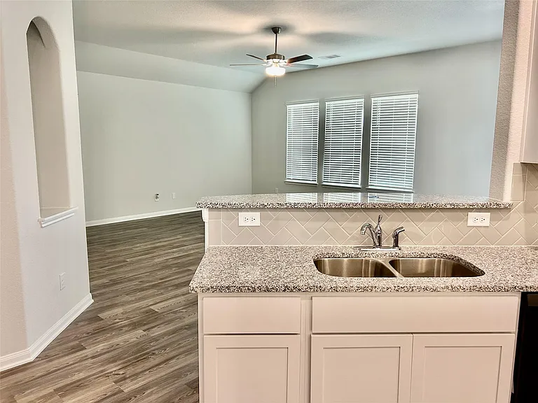 509 Turtle Dove Dr — Photo 7