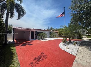 919 NE 4th Ct, Hallandale Beach, FL 33009