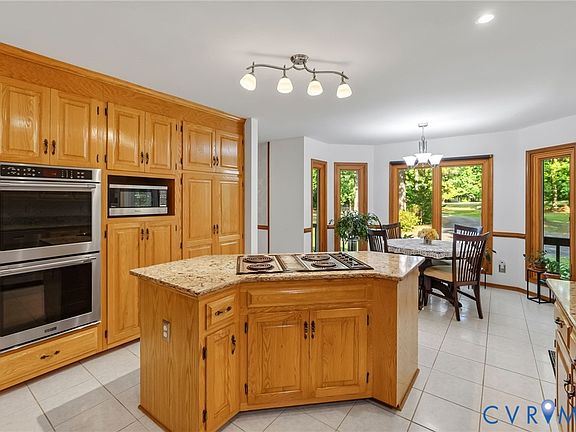4th image of 17611 Wilkinson Rd