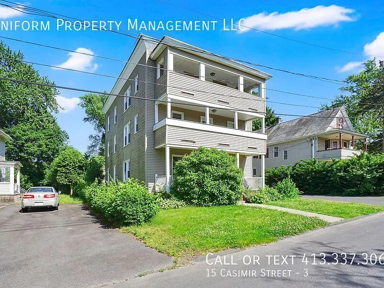 15 Casimir St #3 — Photo 4