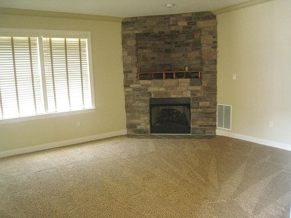 2nd image of 3601 Waterview Blvd