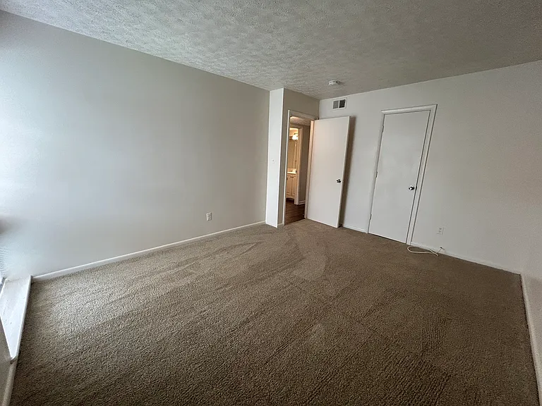Huntingwood Apartments — Photo 52