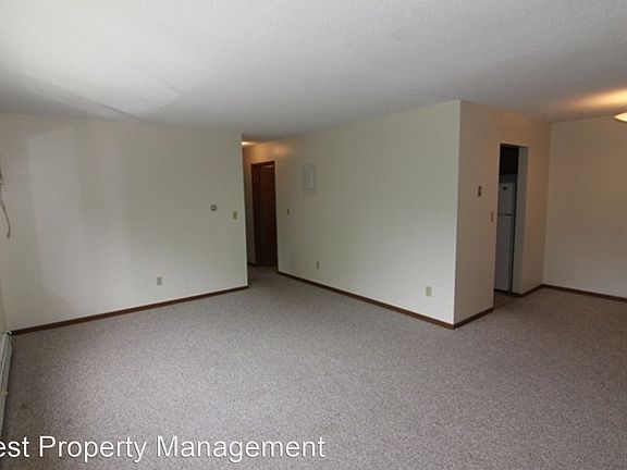 5th image of 934 23rd Avenue Pl APT 7
