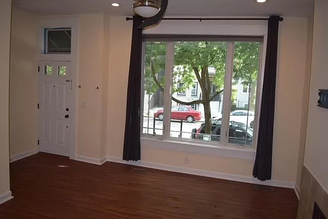 2132 W Ohio St #1 — Photo 19
