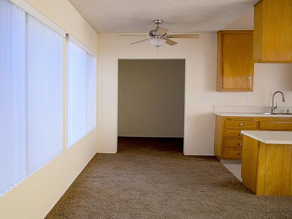 Dining Area, Fan, Vertical Blinds