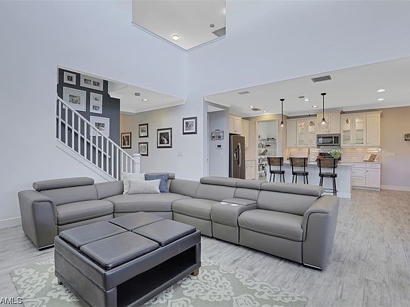 4th image of 7742 Cypress Walk Dr
