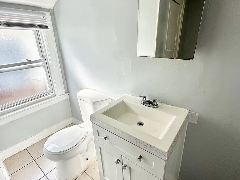117 4th Ave #3A — Photo 9