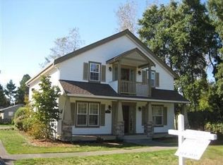 702 2nd St, Steilacoom, WA 98388