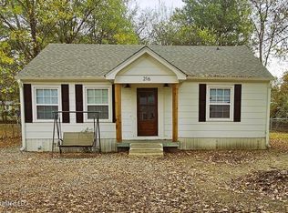 216 N 1st Ave, Cleveland, MS 38732