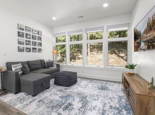 15 Dearhurst Rd #ID1221890P, Rogers, AR 72756