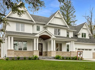 1805 S Robincrest Ln, Glenview, IL 60025