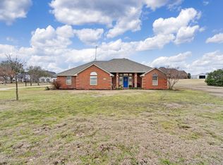 3050 Skinner Rd, Midlothian, TX 76065