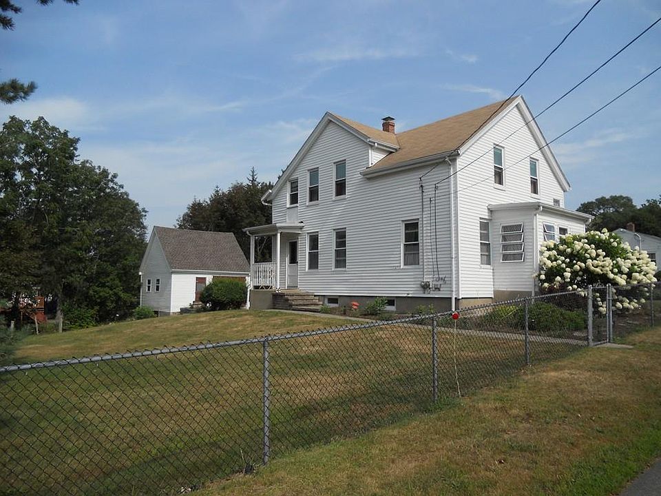 2nd image of 26 Ridge St