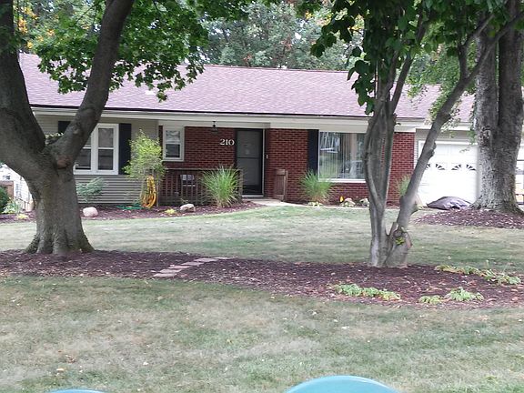 3rd image of 210 Westgate Ave