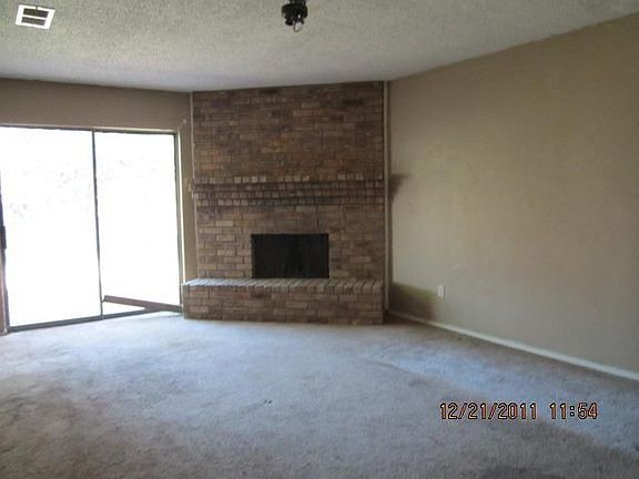 2nd image of 427 Roundtop Blvd