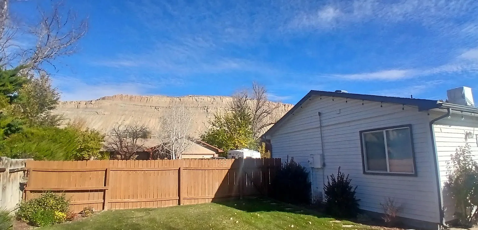 4 bed, 1248 sqft, $2,350 — Photo 4