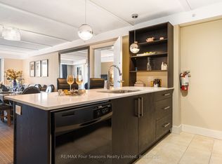 9 Harbour St E #6210-6212, Collingwood, ON L9Y 5C1