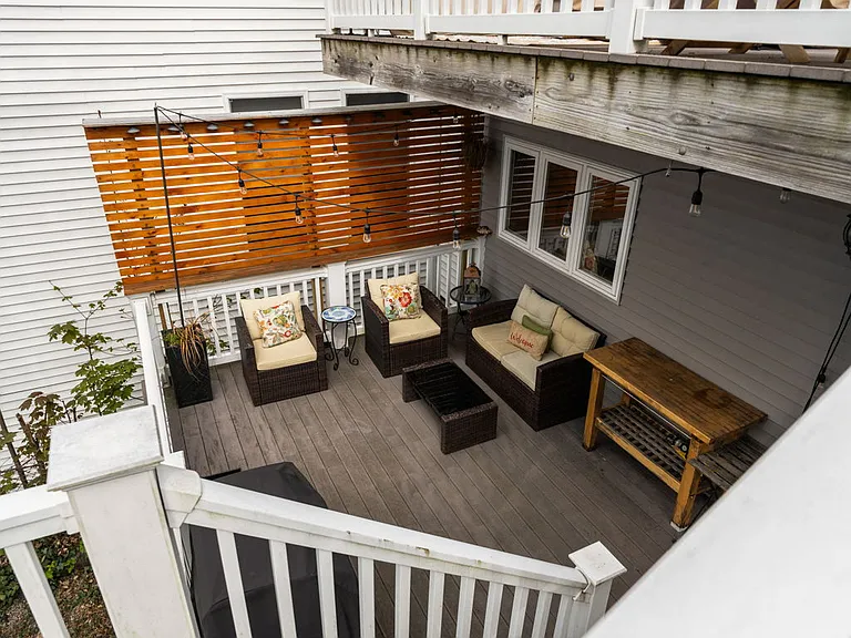 417 E 7th St #1 — Photo 25