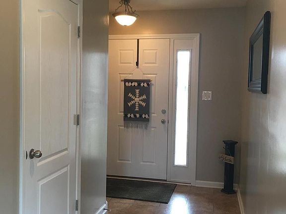 3rd image of 3289 Sweet Clover Ln